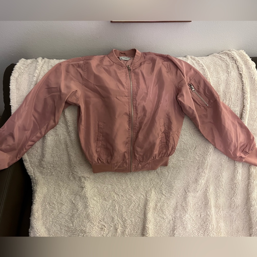 Bomber Jacket in Rose